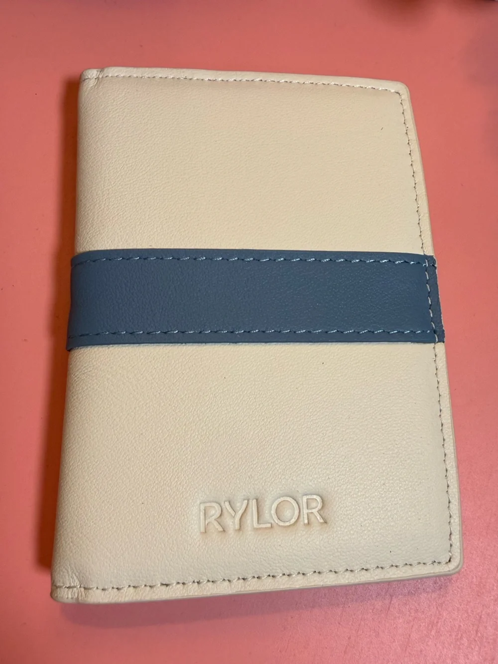 NWOT Ivory Heritage Stripe Pocket Organizer